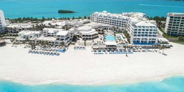 Wyndham Altra Cancun - hoteles familiares cancun